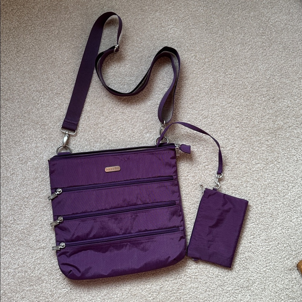 Baggallini Plum Crossbody Bag - Picture 4 of 6